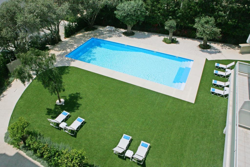 Corina Suites & Apartments Limassol Exteriör bild